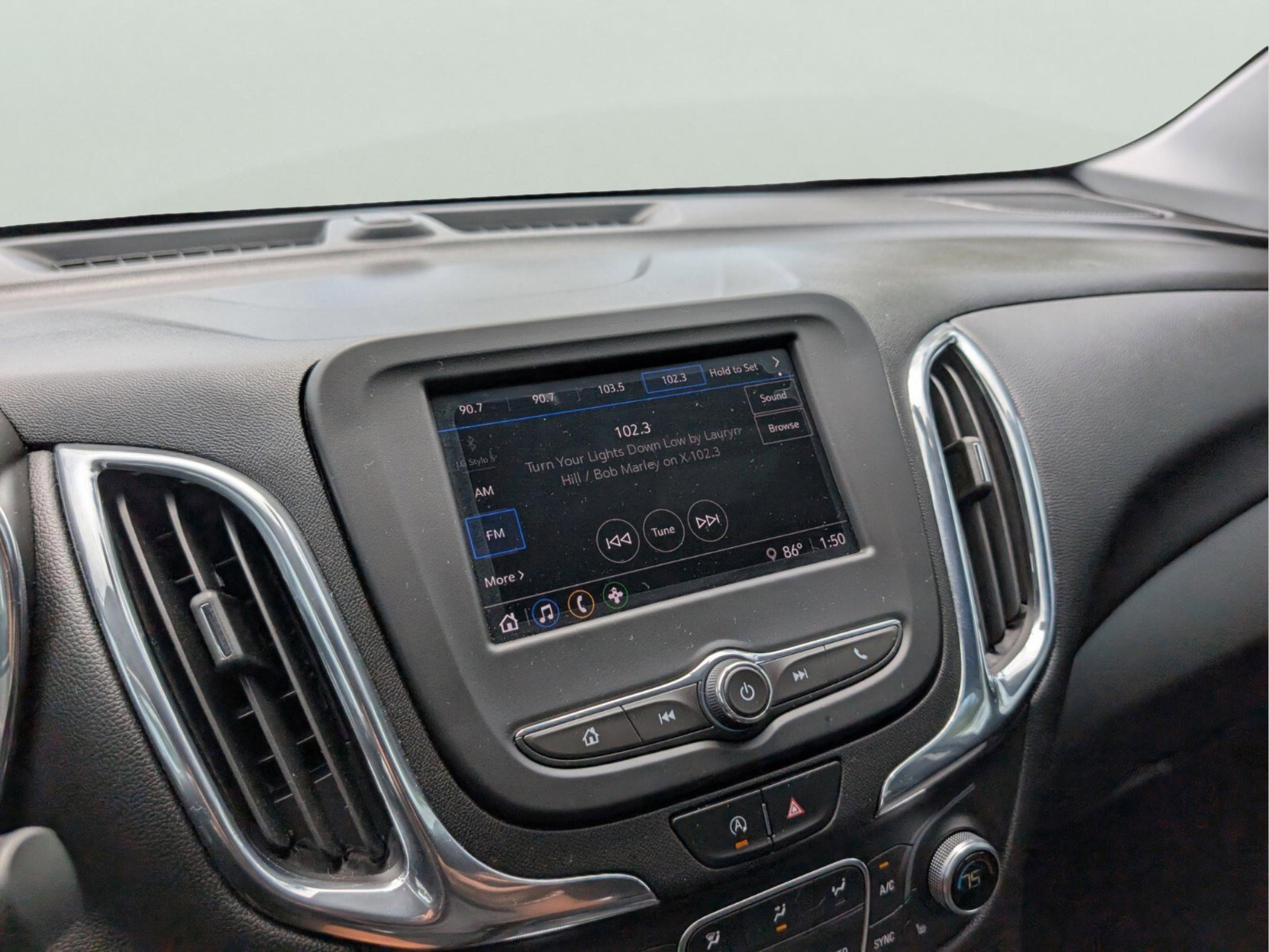 Used 2023 Chevrolet Equinox LT FWD image 16