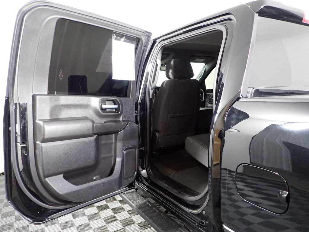 Used 2023 Chevrolet Silverado 2500 LT image 26