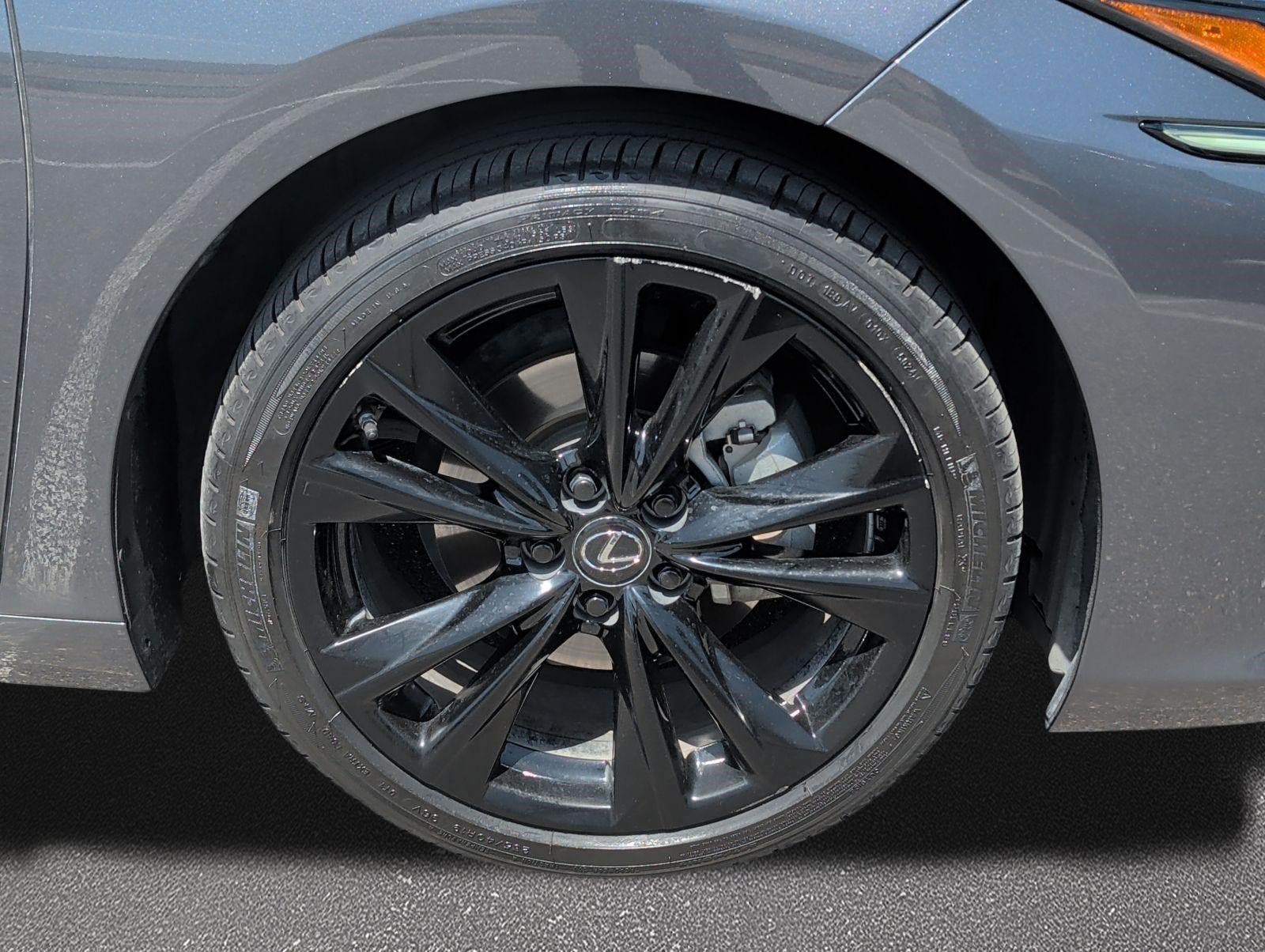 Used 2023 Lexus ES 300h F Sport FWD image 7