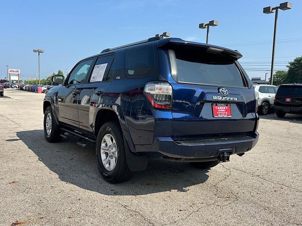 Certified 2024 Toyota 4Runner SR5 AWD/4WD image 3