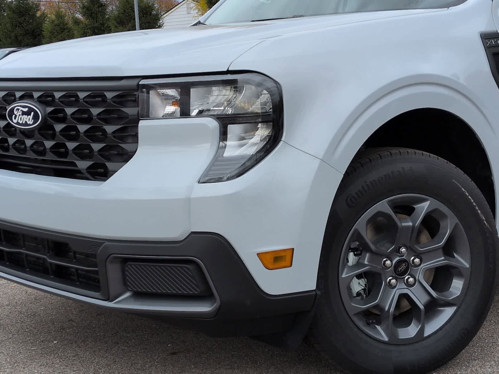 New 2025 Ford Maverick XLT w/ XLT Luxury Package image 11