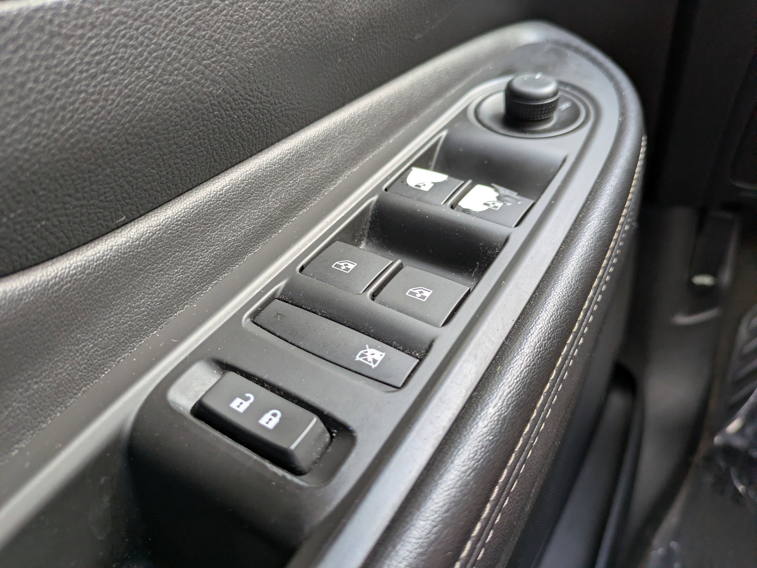 Used 2016 Buick Encore FWD image 19