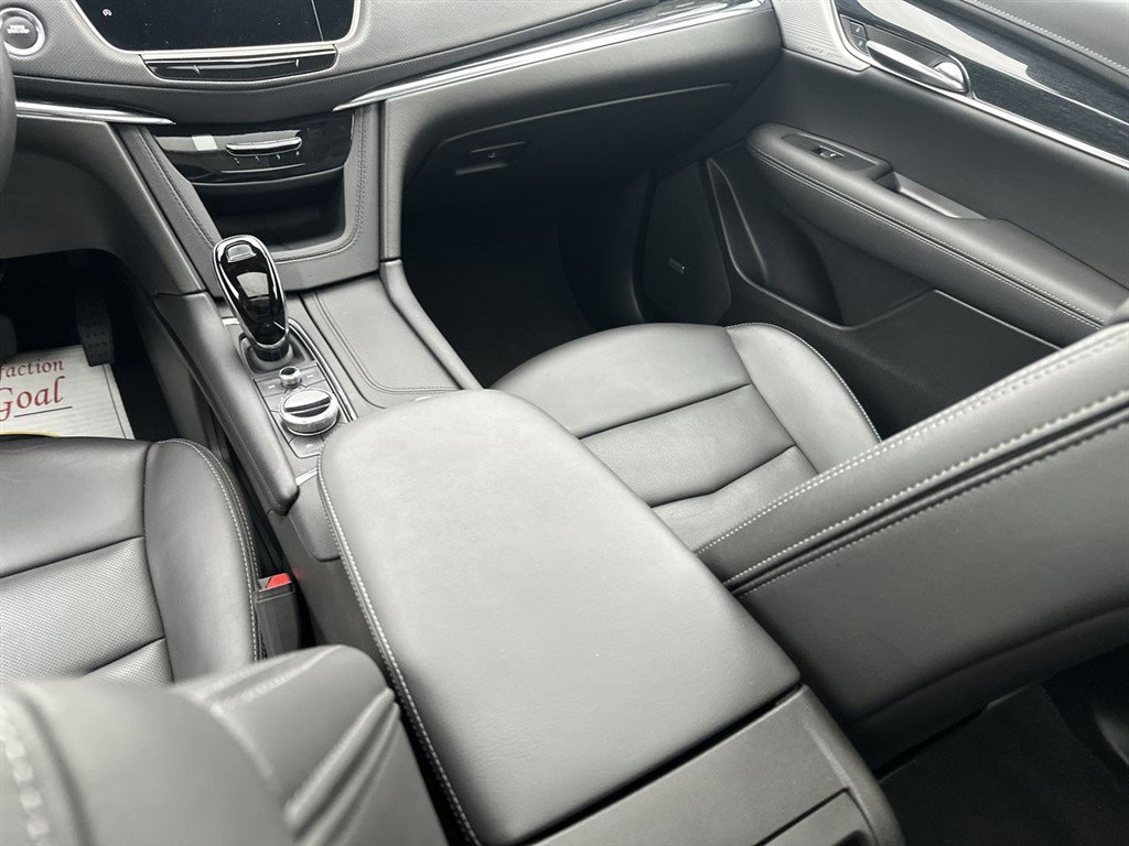 Certified 2023 Cadillac XT5 Premium Luxury w/ Technology Package image 19