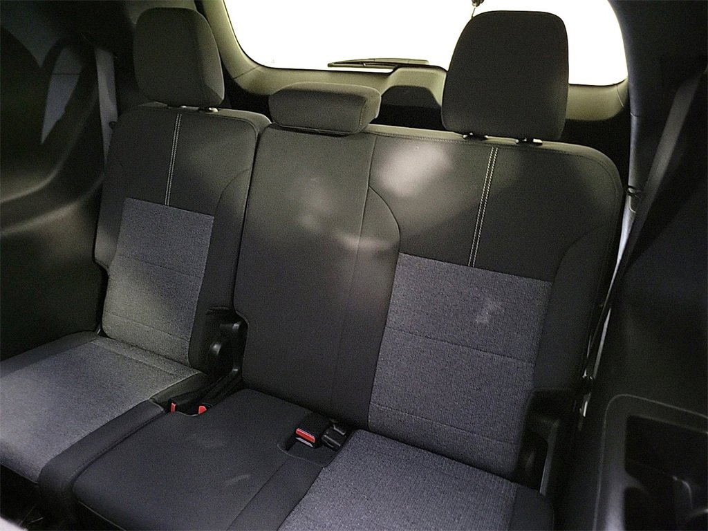 Certified 2025 GMC Acadia Elevation image 14