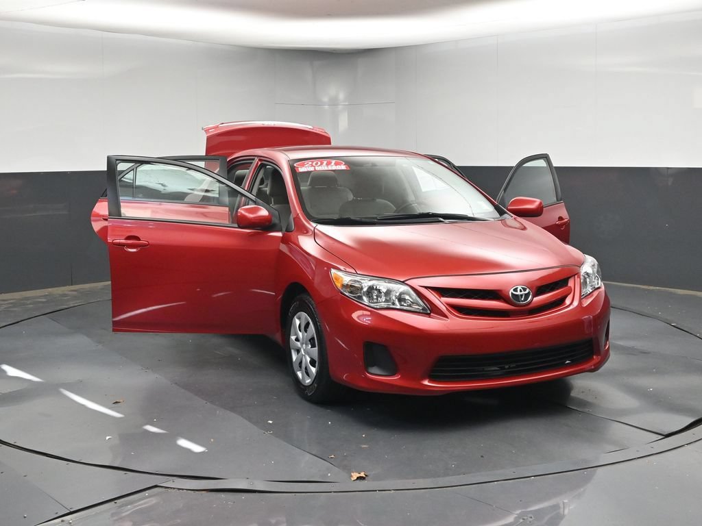 Used 2011 Toyota Corolla LE FWD image 40