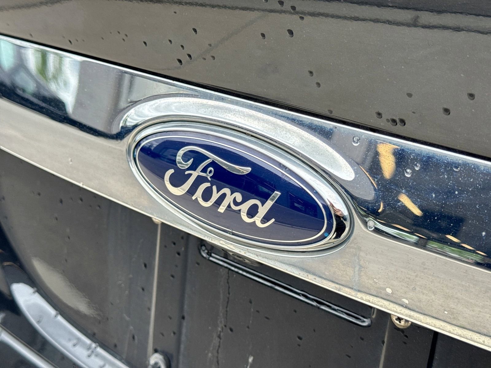 Used 2014 Ford Escape Titanium w/ Equipment Group 401A AWD/4WD image 14