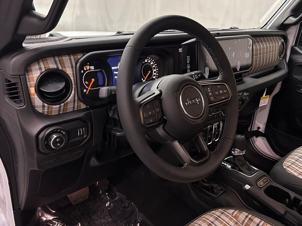 New 2026 Jeep Gladiator Sport AWD/4WD image 11