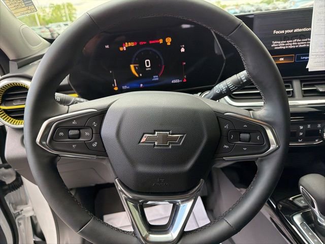 Used 2025 Chevrolet Trax ACTIV FWD image 22
