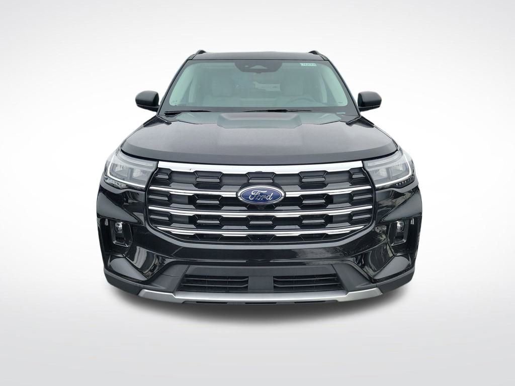 New 2026 Ford Explorer Active w/ Active Comfort Package AWD/4WD image 8
