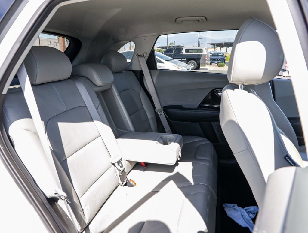 Used 2018 Kia Niro EX Premium FWD image 20