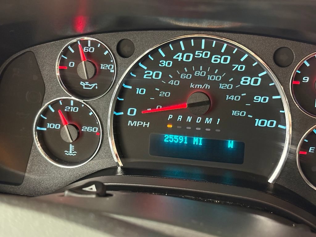 Used 2024 Chevrolet Express 3500 LT w/ LT Preferred Equipment Group RWD image 32