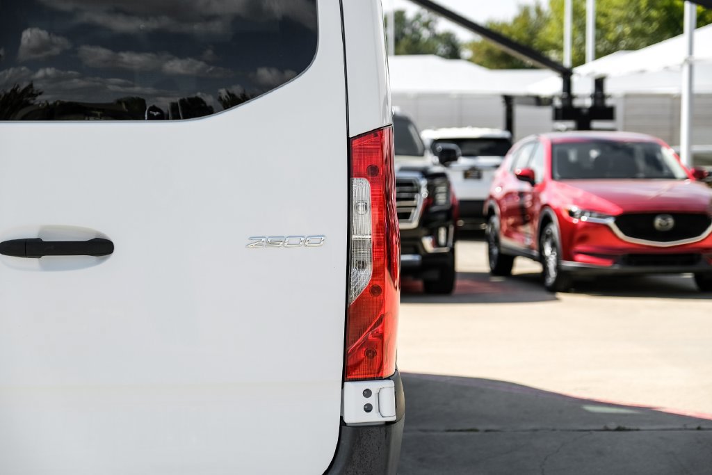 Used 2019 Mercedes-Benz Sprinter 170 w/ Driver Convenience Package image 43