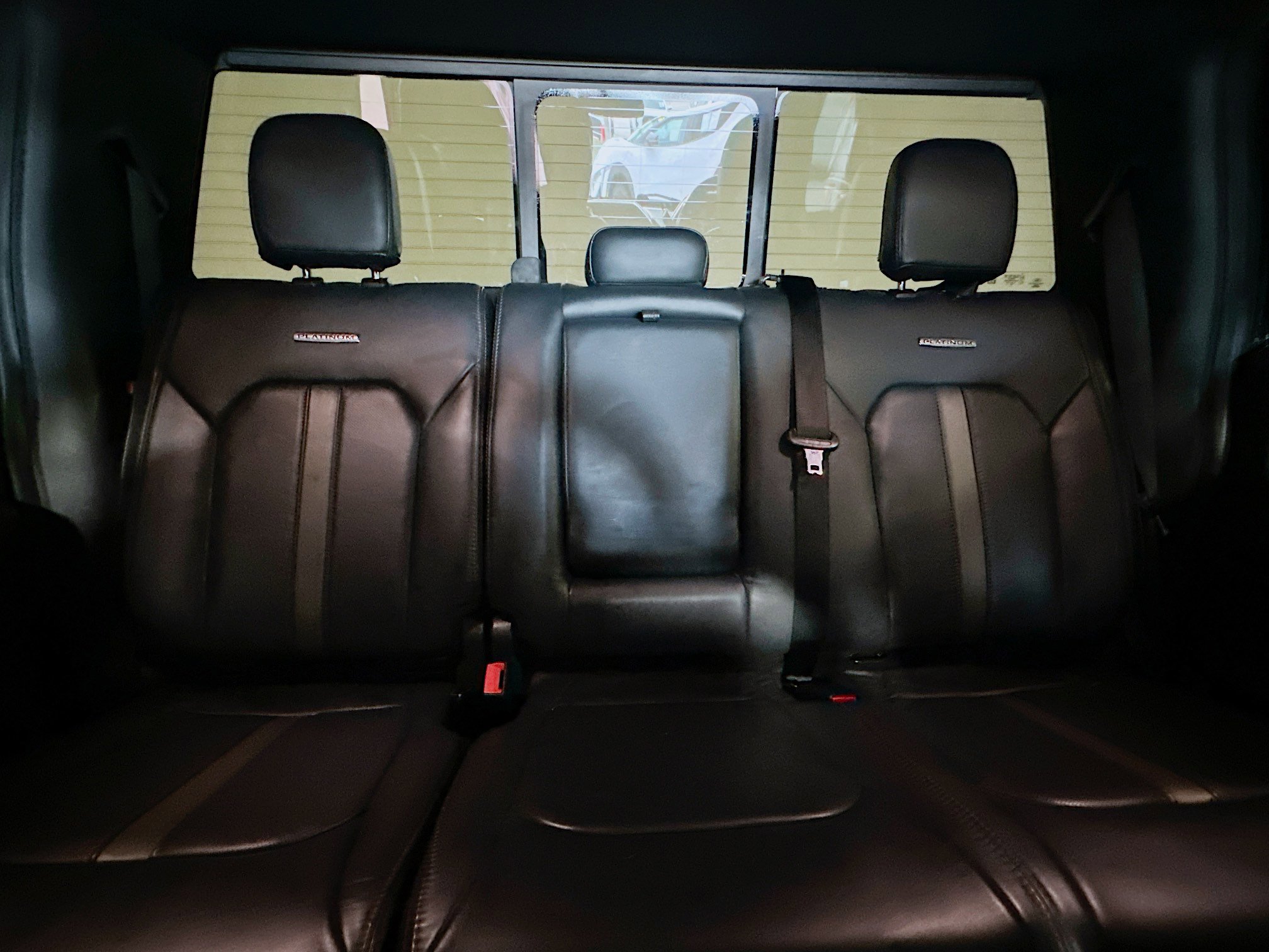 Used 2022 Ford F450 Platinum w/ FX4 Off-Road Package AWD/4WD image 29