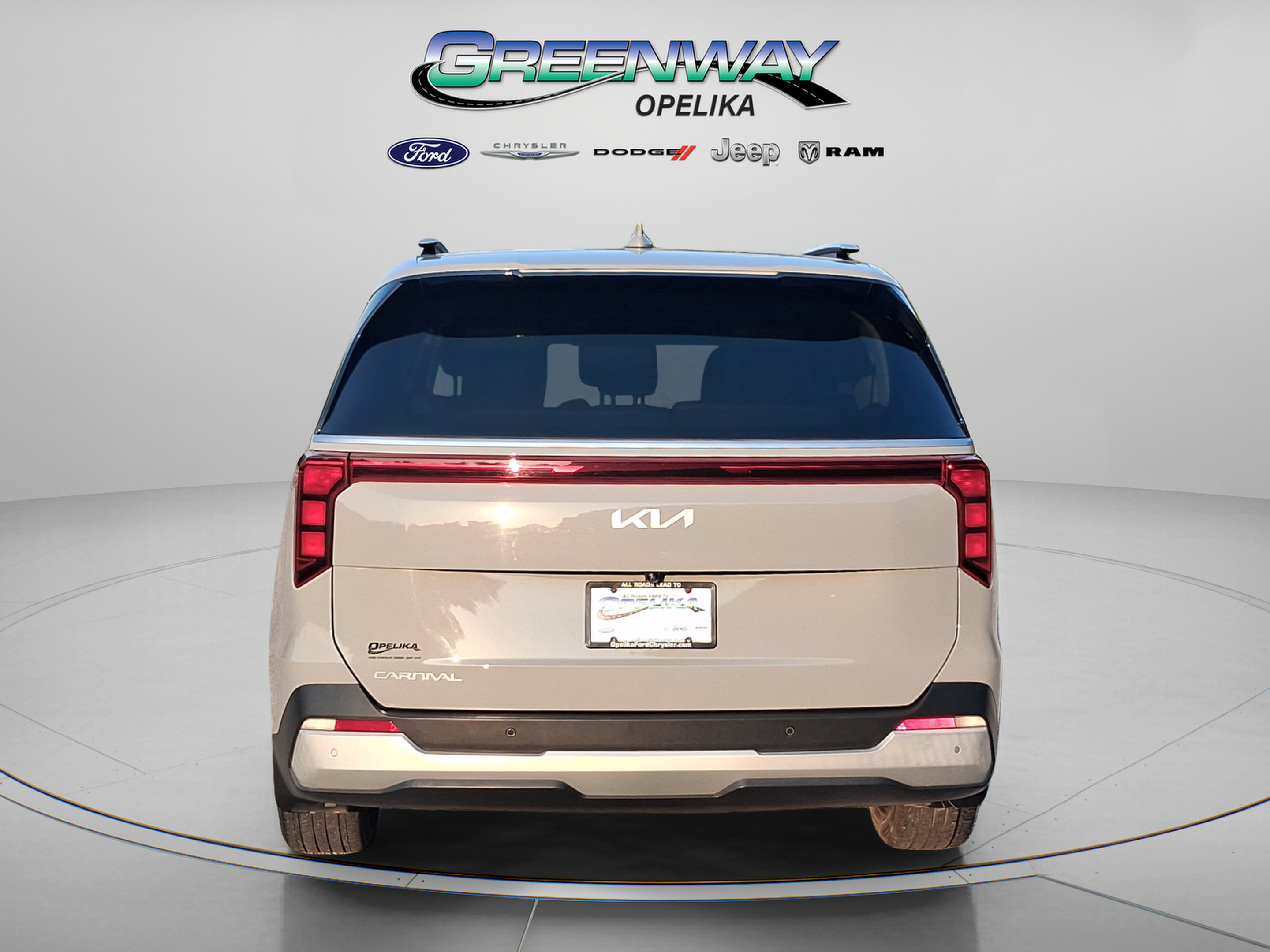 Used 2025 Kia Carnival EX FWD image 6