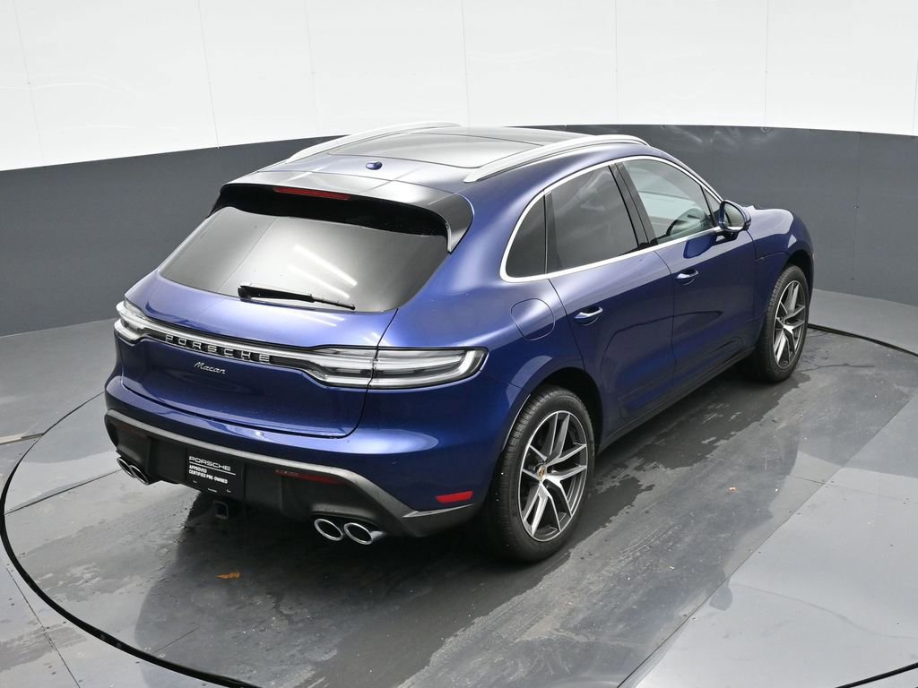 Certified 2024 Porsche Macan image 30