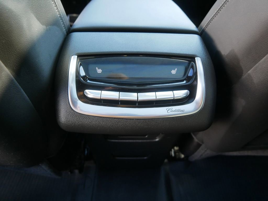 Used 2024 Cadillac XT6 Sport w/ LPO, Floor Liner Package AWD/4WD image 21