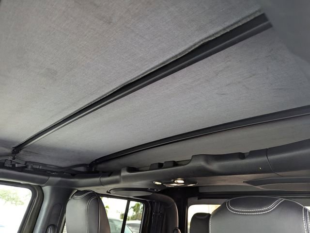 Used 2021 Jeep Gladiator Sport image 20