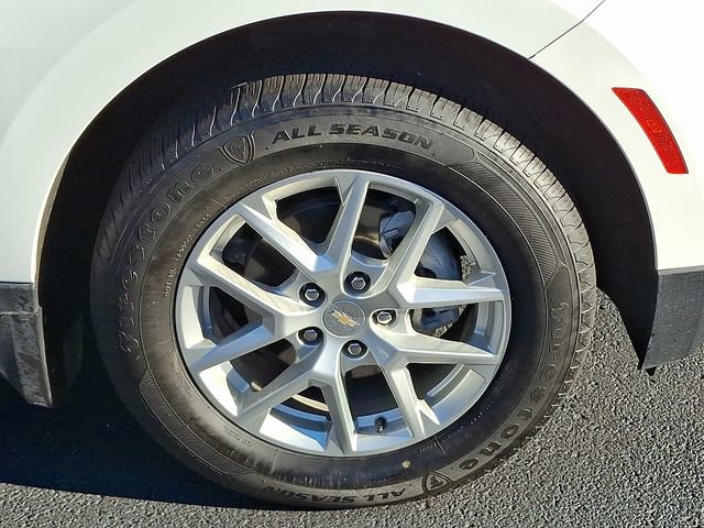 Used 2023 Chevrolet Equinox LT w/ LPO, Floor Liner Package image 10