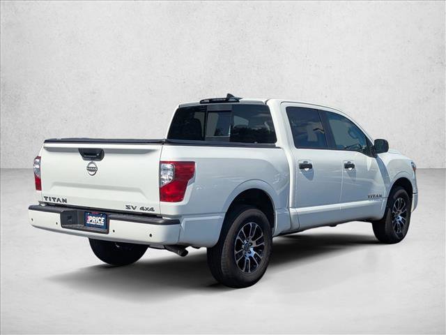 Used 2024 Nissan Titan SV AWD/4WD image 5