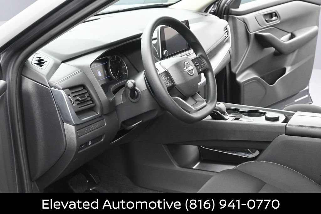 Certified 2026 Nissan Rogue S AWD/4WD image 7