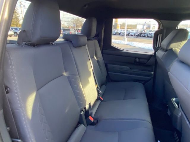 Used 2024 Toyota Tacoma SR5 AWD/4WD image 20