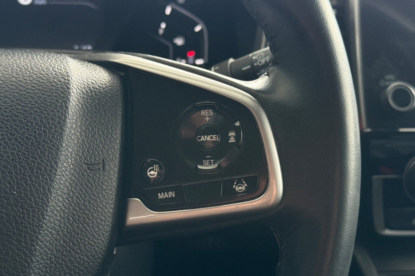 Used 2020 Honda CR-V Touring image 29