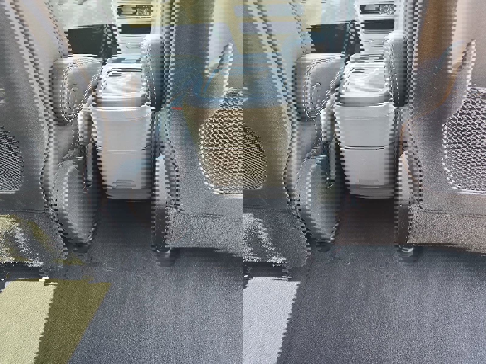 Used 2023 Chrysler Pacifica Touring-L FWD image 13