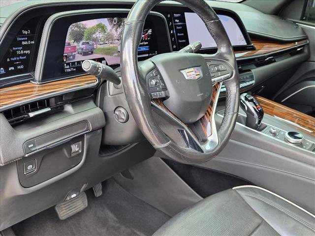 Used 2021 Cadillac Escalade Premium Luxury RWD image 9