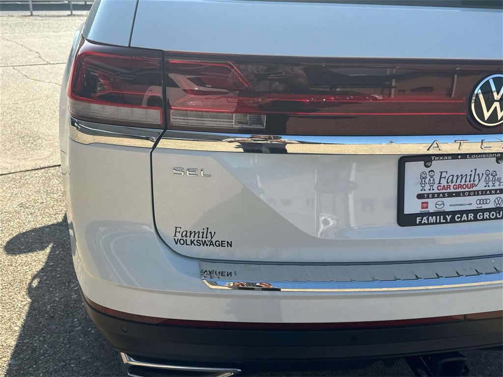 New 2026 Volkswagen Atlas SEL image 8