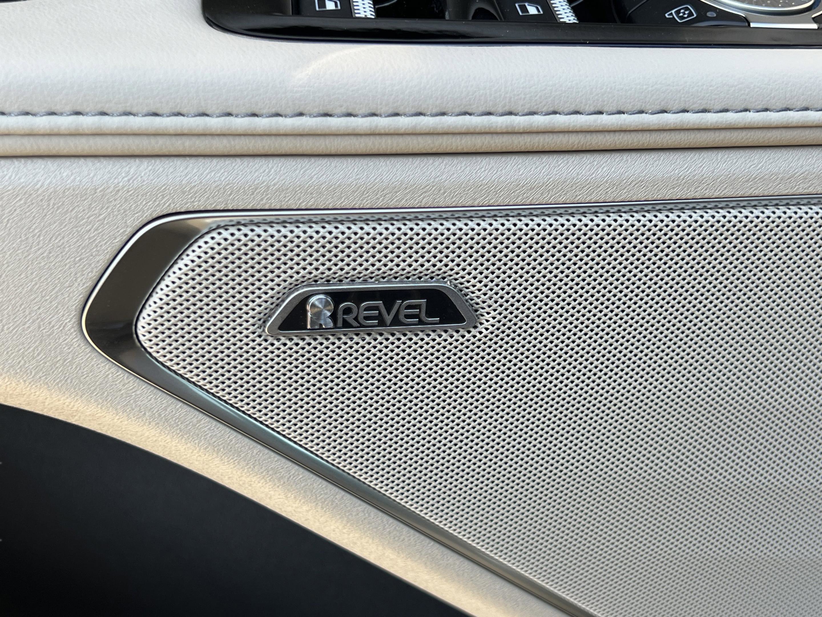 New 2025 Lincoln Nautilus Premier w/ Equipment Group 102A image 26