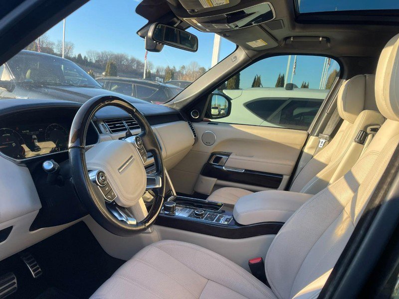 Used 2014 Land Rover Range Rover Autobiography AWD/4WD image 2
