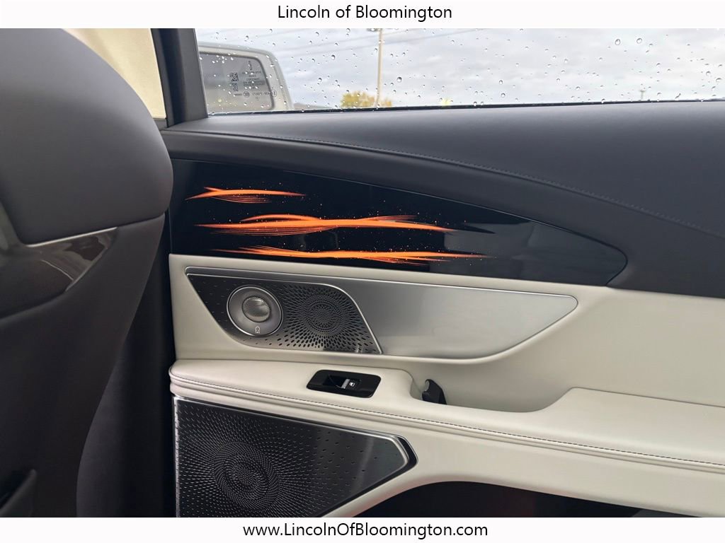 New 2026 Lincoln Nautilus Black Label w/ Jet Appearance Package image 37