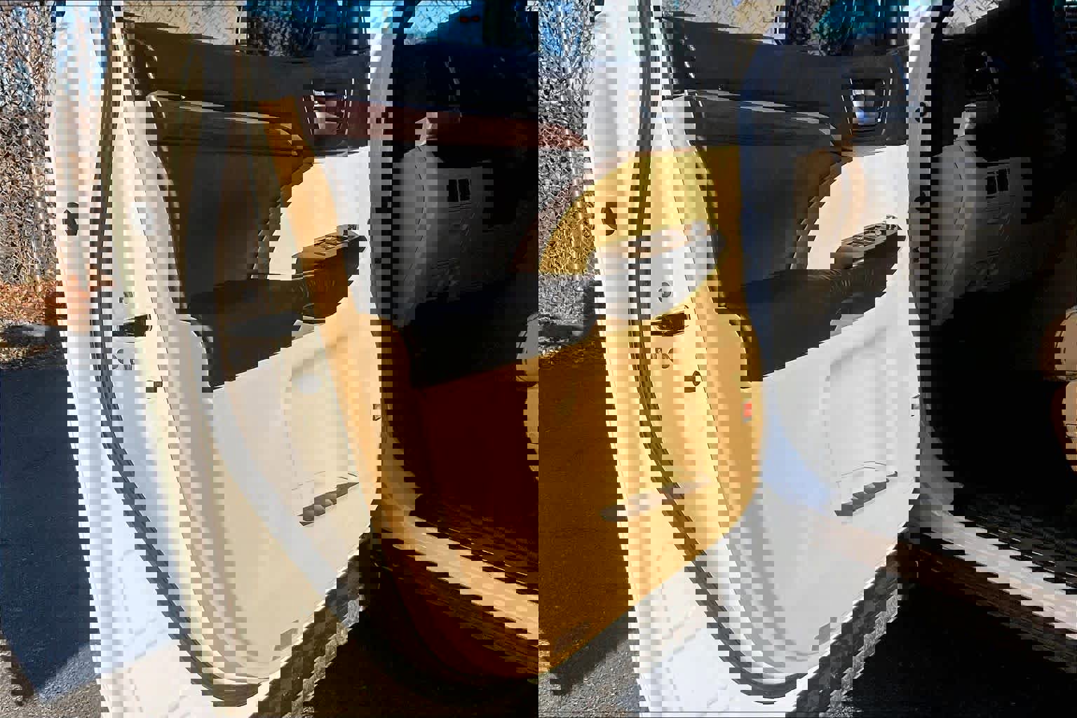 Used 2016 Toyota Highlander Limited image 22