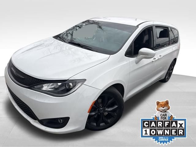 Used 2020 Chrysler Pacifica Touring w/ S Appearance Package