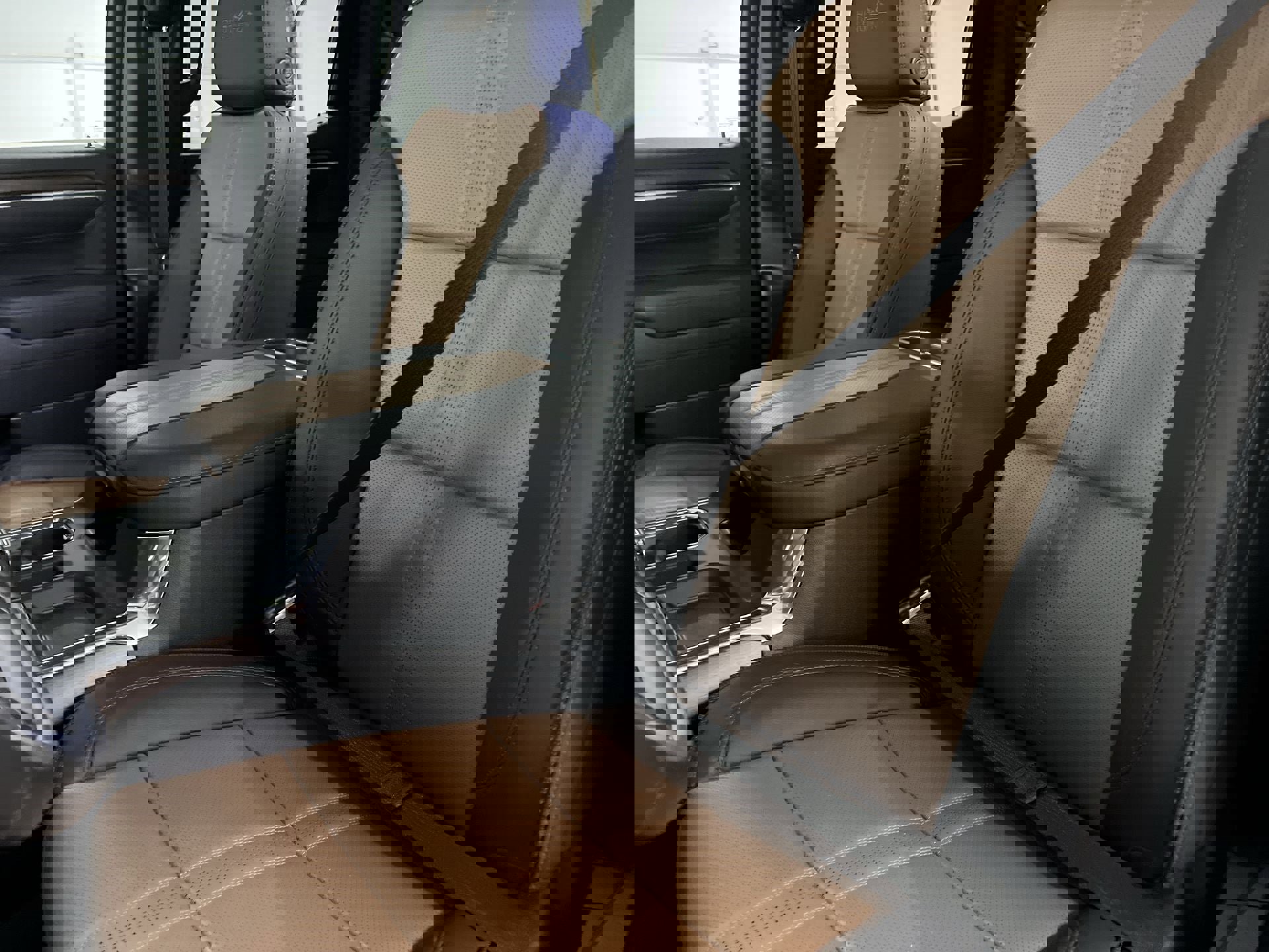 Certified 2025 Chevrolet Silverado 1500 High Country image 56