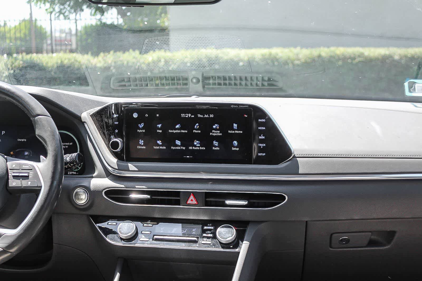 Certified 2023 Hyundai Sonata Limited FWD image 17