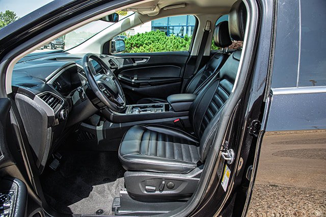 Used 2024 Ford Edge SEL AWD/4WD image 14