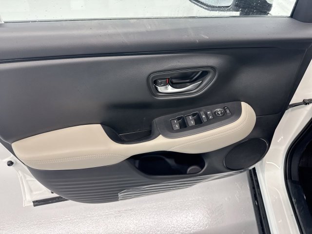 New 2027 Honda HR-V LX image 16