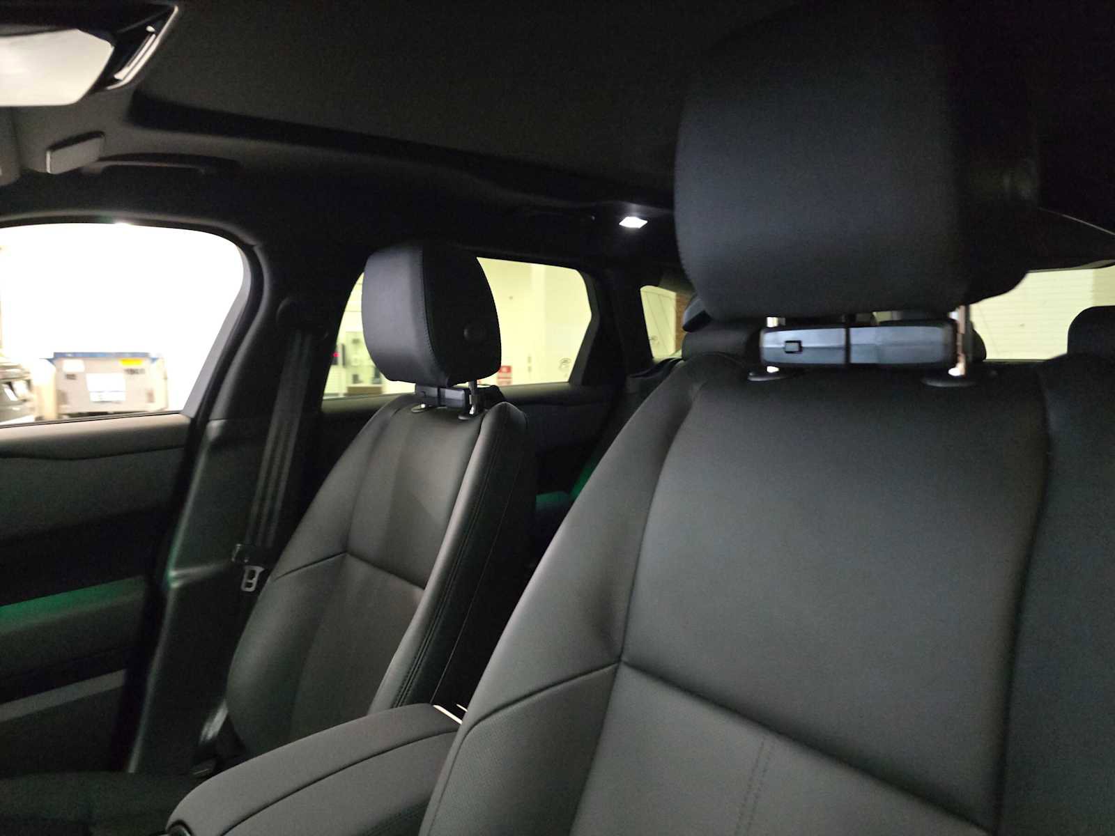 New 2026 Land Rover Range Rover Velar Dynamic SE image 20