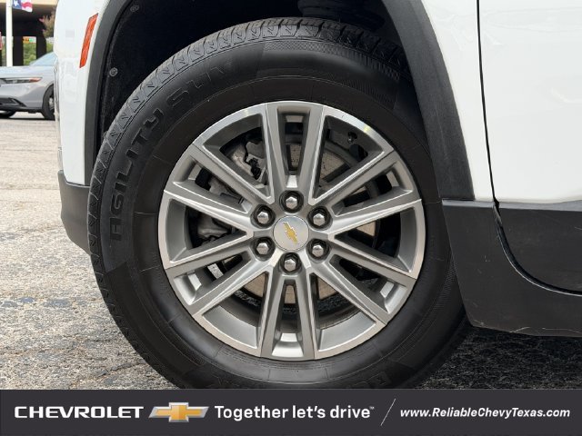 Used 2023 Chevrolet Traverse LT FWD image 10