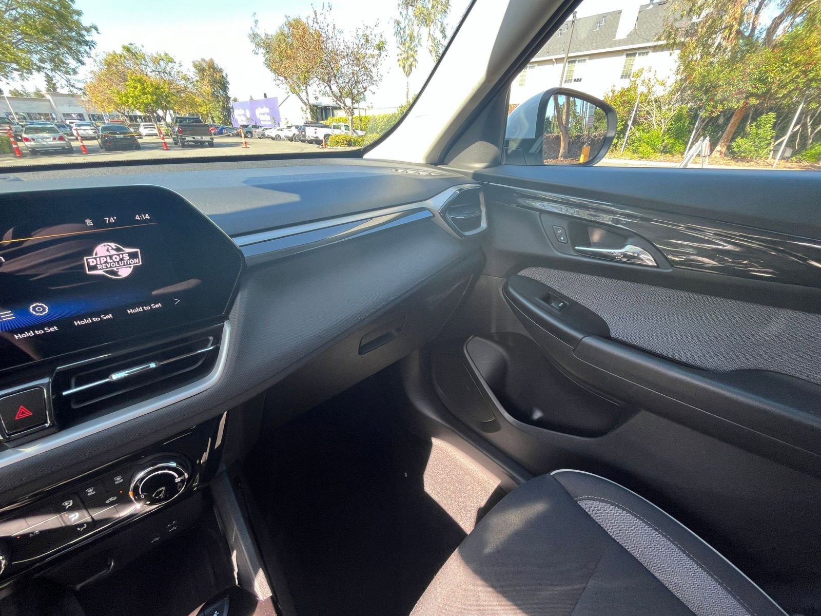 Used 2025 Chevrolet TrailBlazer LT FWD image 34