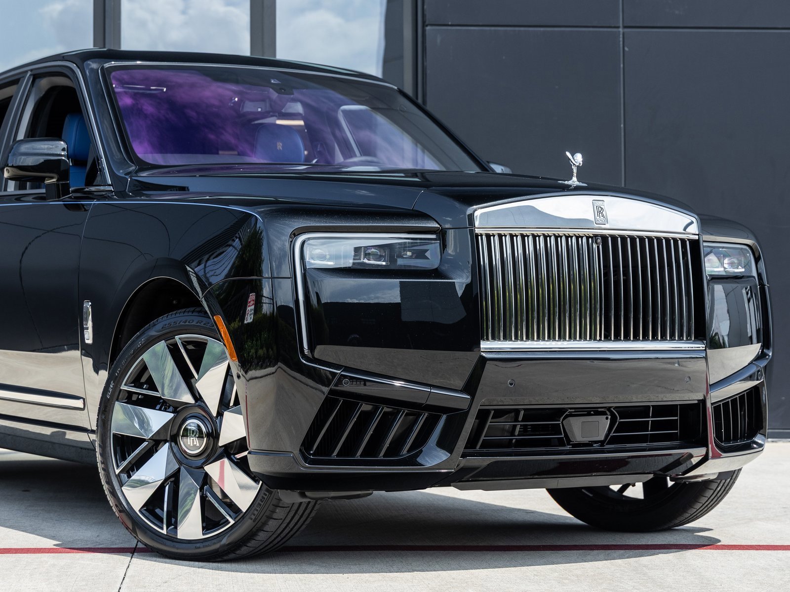 New 2026 Rolls-Royce Cullinan image 8