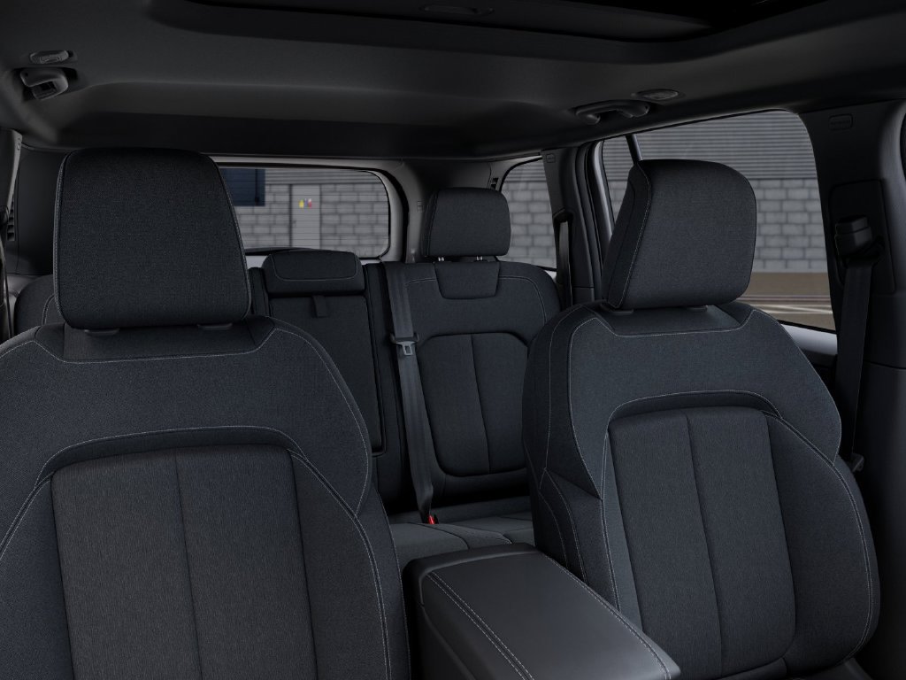 New 2025 Jeep Grand Cherokee Laredo X w/ Luxury Tech Group I RWD image 27
