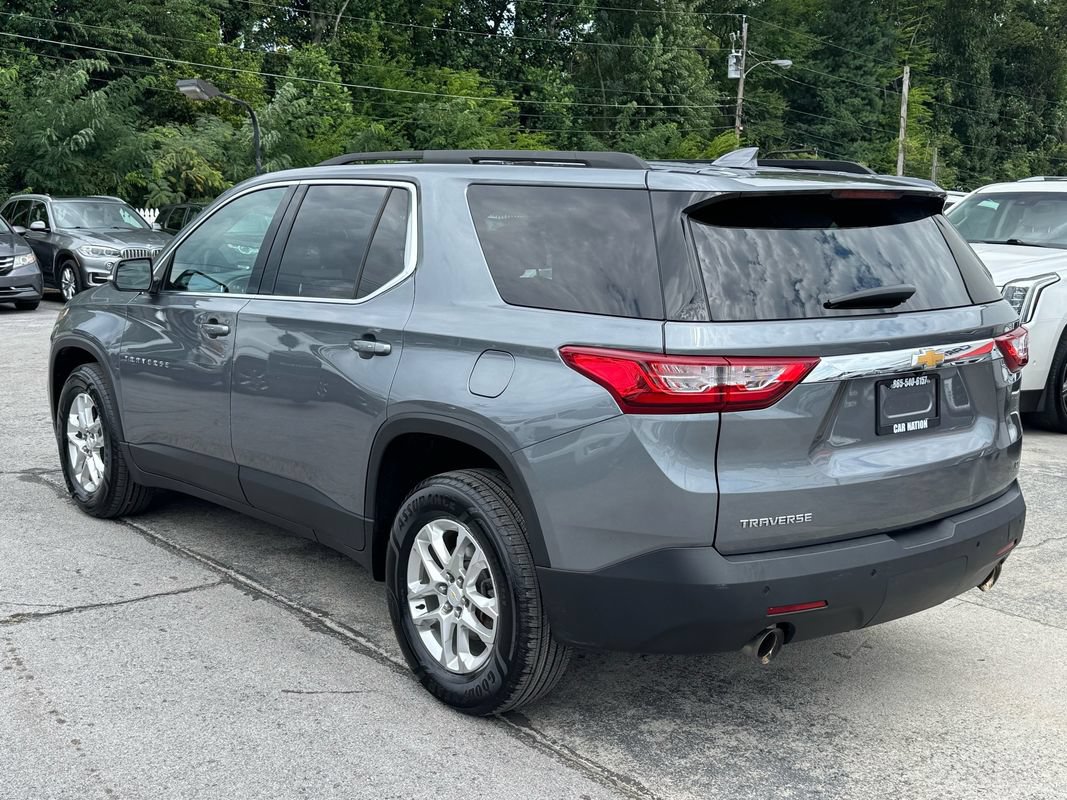 Used 2021 Chevrolet Traverse LT FWD image 4