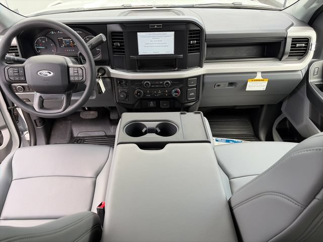 New 2026 Ford F550 4x4 Supercab Super Duty image 7