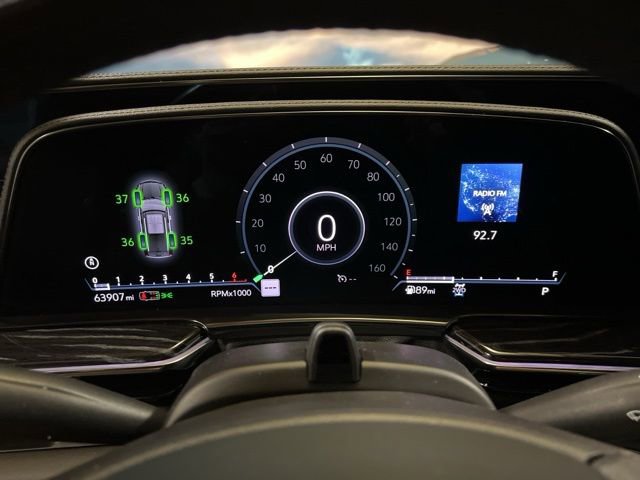 Used 2023 Cadillac Escalade ESV Sport image 40