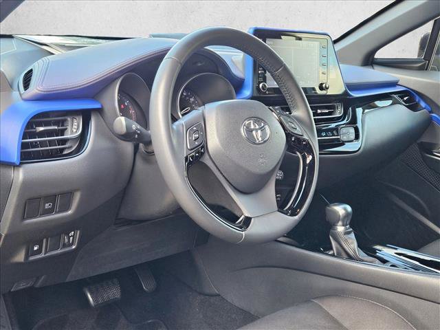 Used 2021 Toyota C-HR XLE FWD image 9
