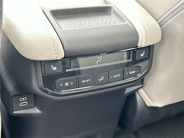 New 2026 Toyota Grand Highlander Limited image 18