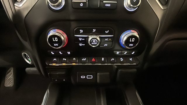 Used 2019 GMC Sierra 1500 Denali w/ Denali Ultimate Package AWD/4WD image 22