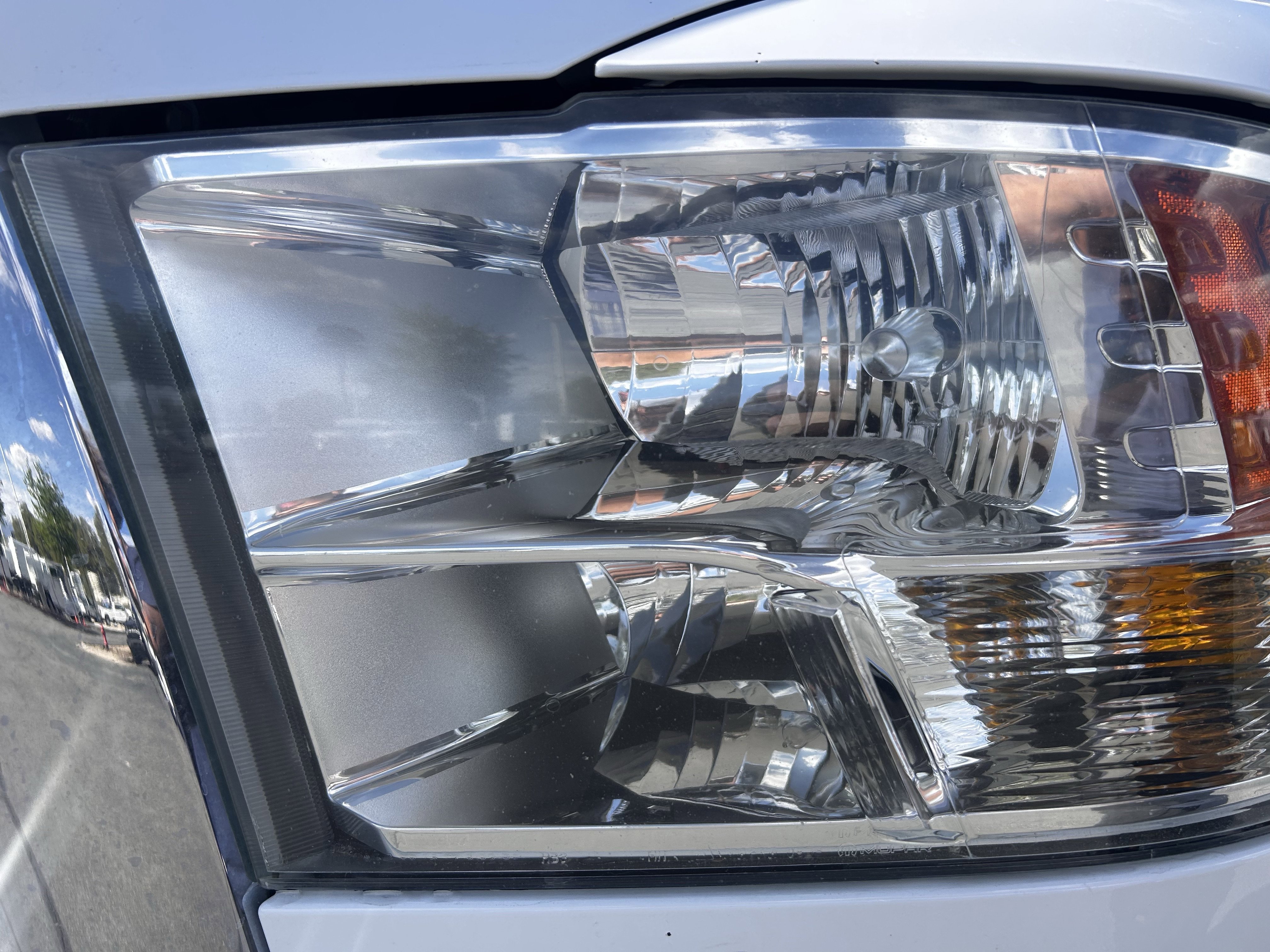 Used 2014 RAM 3500 Tradesman w/ Chrome Appearance Group image 10